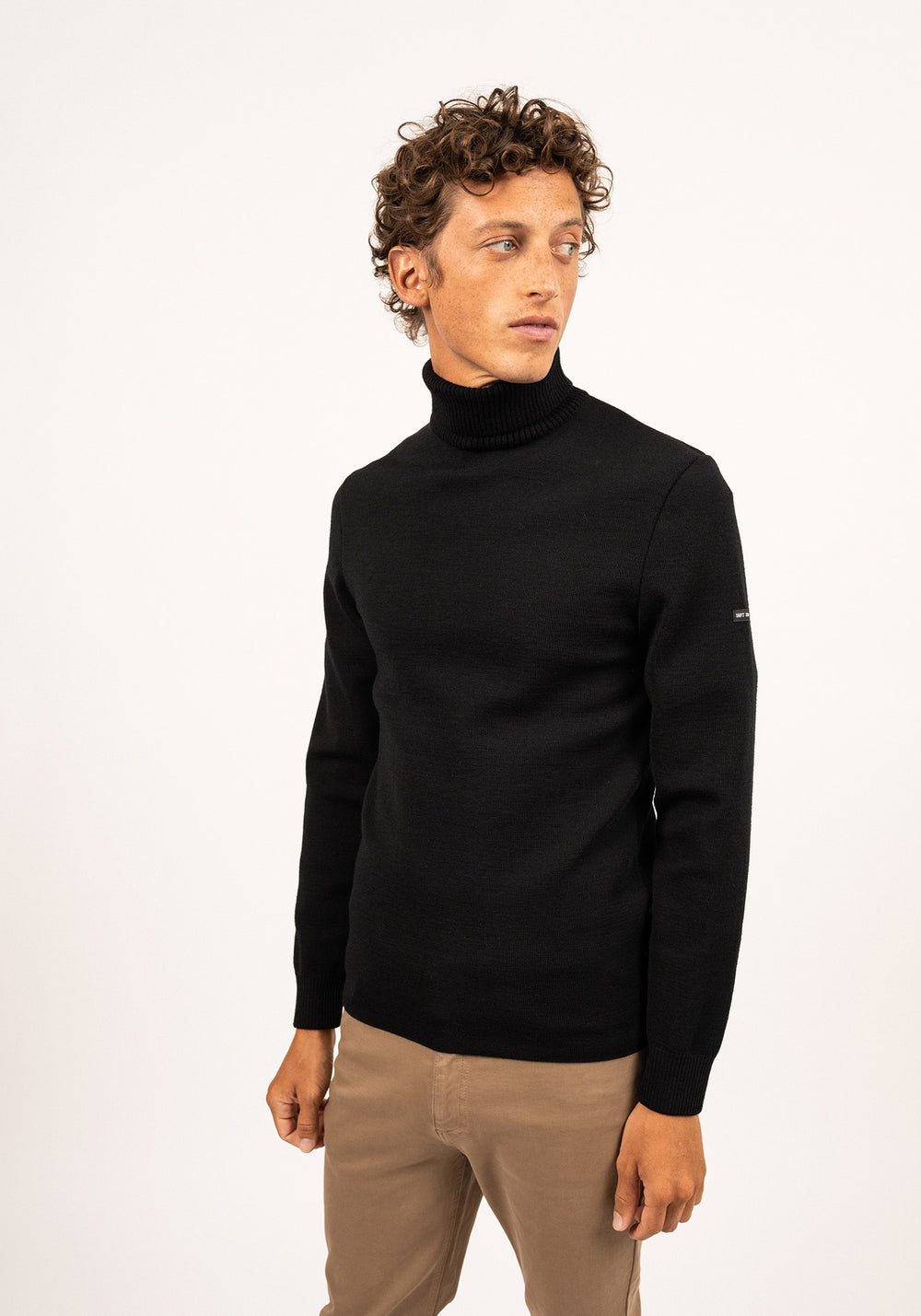 Bretagne roulé jumper (NOIR)