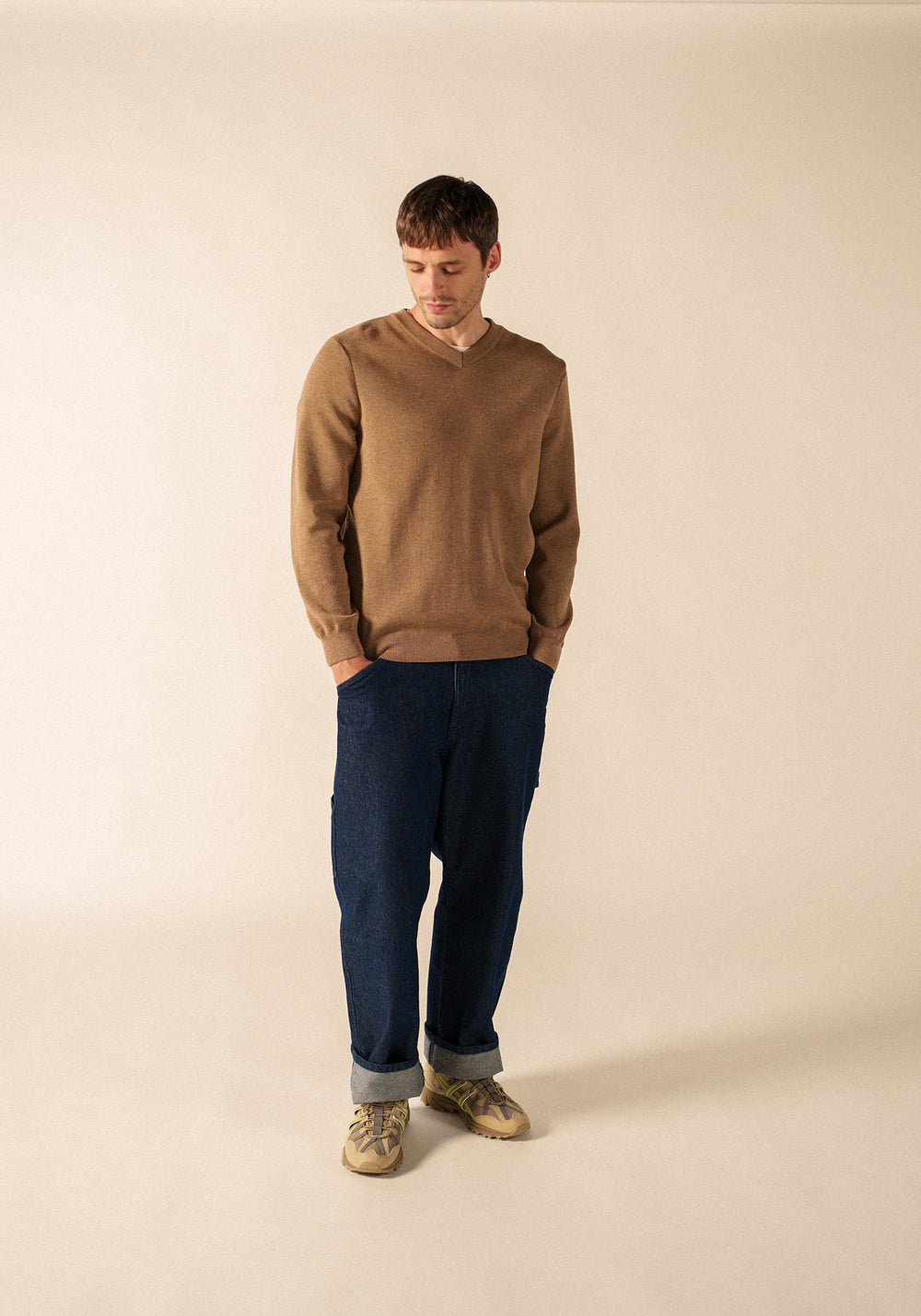 Cuirassé V neck jumper - in soft wool (BEIGE FONCE)