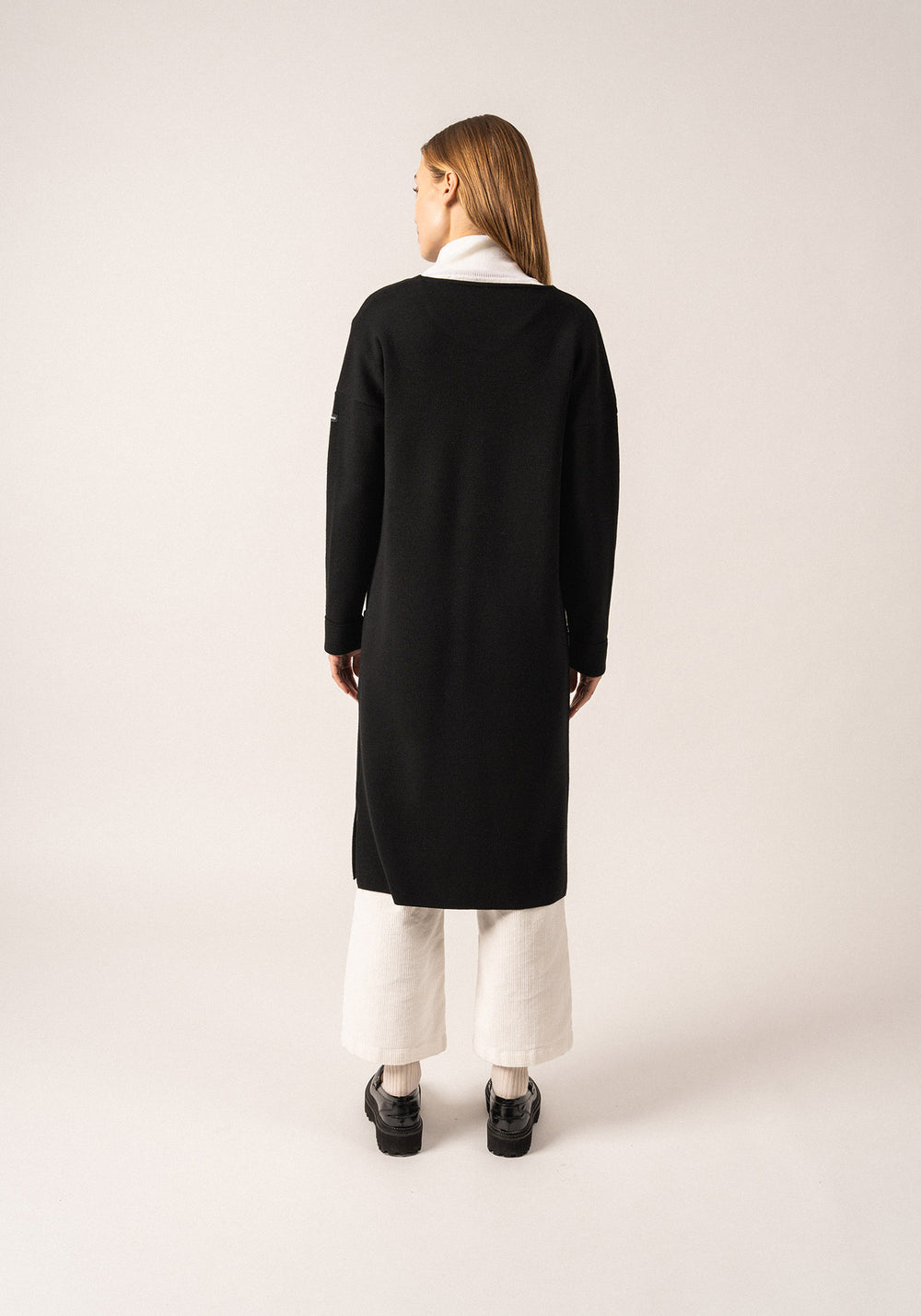 Cirrus cardigan x Isabelle Ballu (NOIR/ECUME)