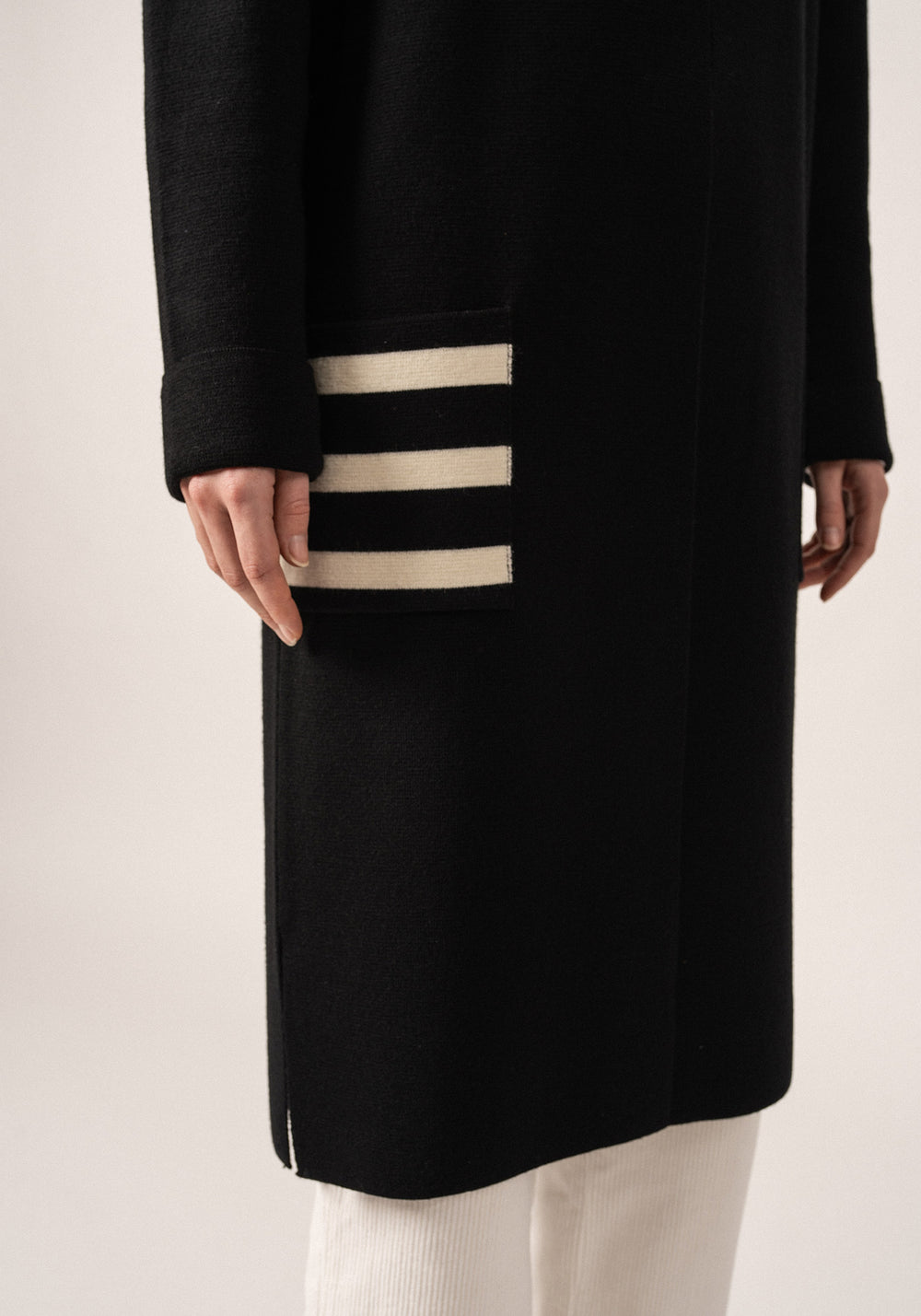 Cirrus cardigan x Isabelle Ballu (NOIR/ECUME)