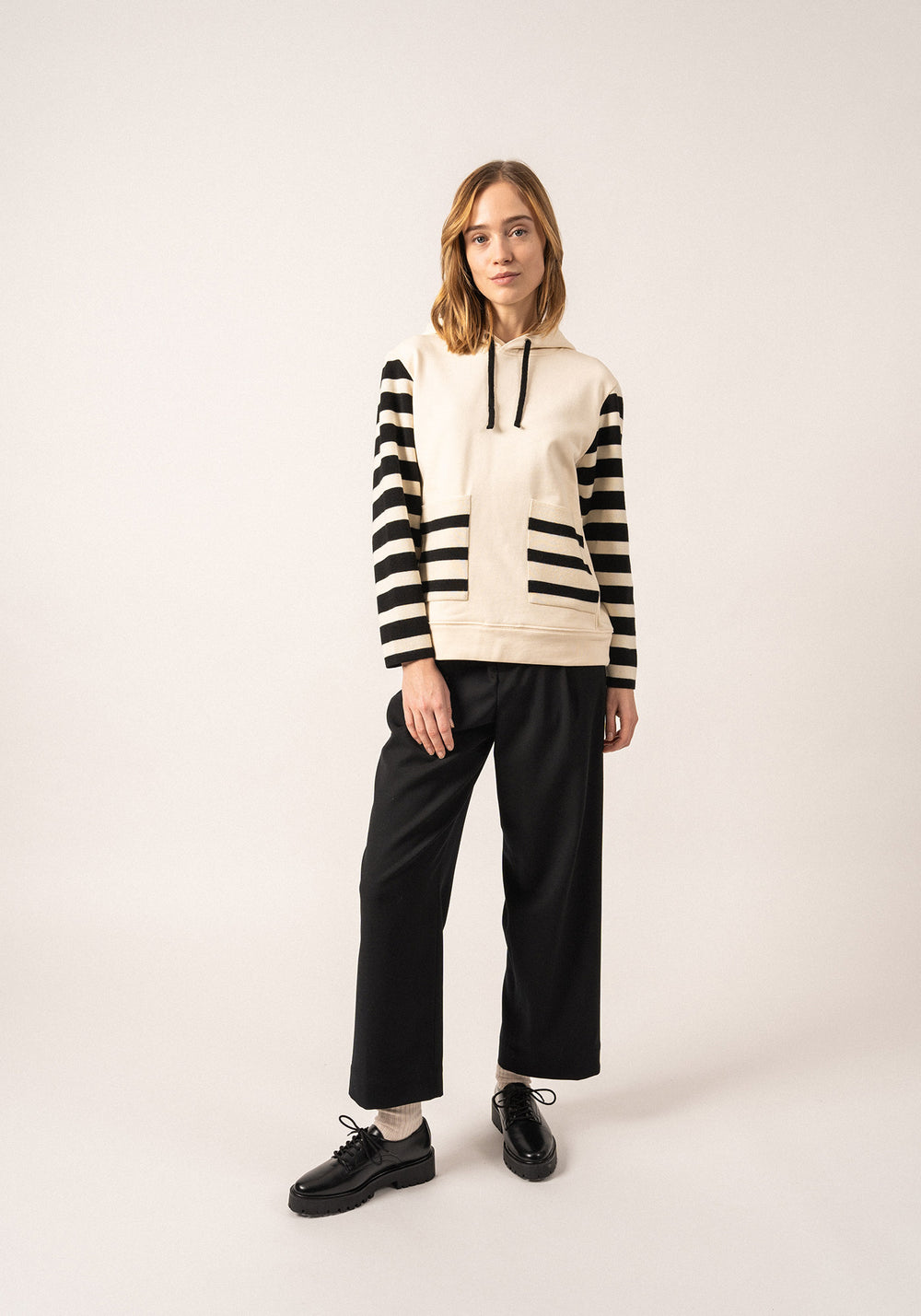 Blizzard Sweatshirt x Isabelle Ballu (ECUME/NOIR)