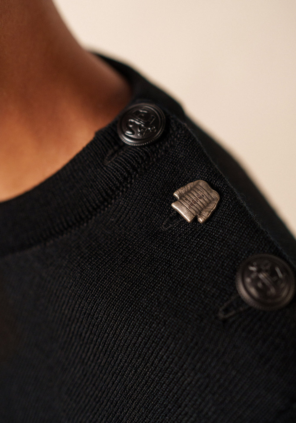 Bregançon plain sailor jumper - striped elbow patches, in wool (NOIR)