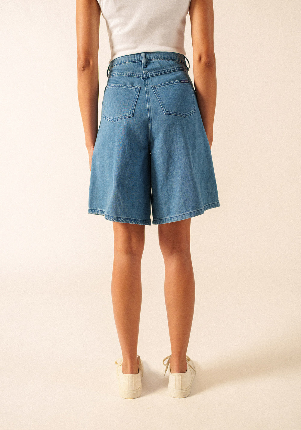 Manon Bermudas Shorts (DENIM)