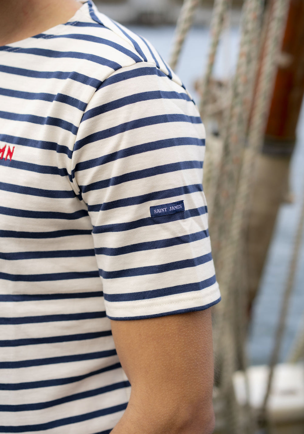 Camisa bretona Narval x Marine Nationale (CRUDO/AZUL MARINO)
