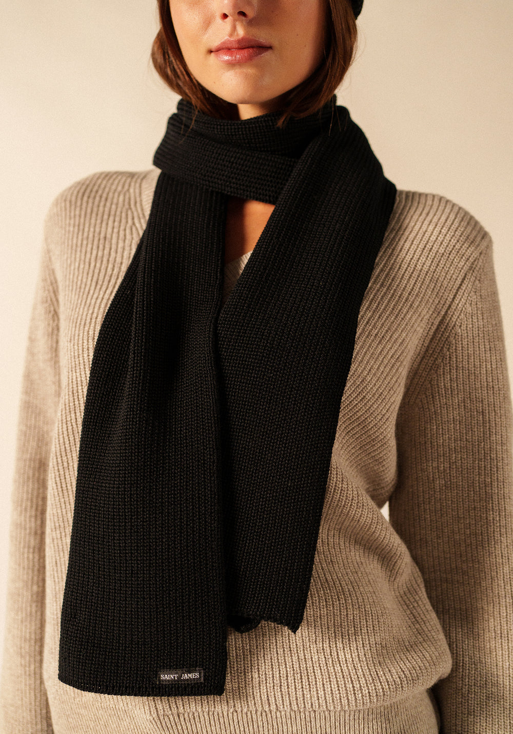Canoe scarf - in purl knit (NOIR)