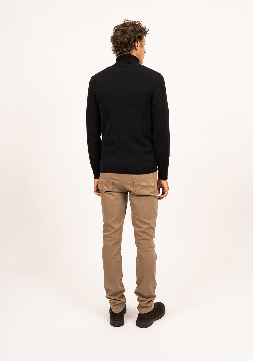 Bretagne turtleneck jumper - plain, in wool (NOIR)