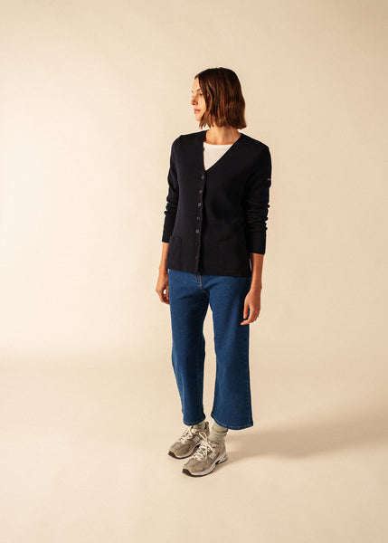SAINT JAMES ブルー Vネックカーディガン Blainville V neck cardigan buttoned, in soft wool | SAINT JAMES