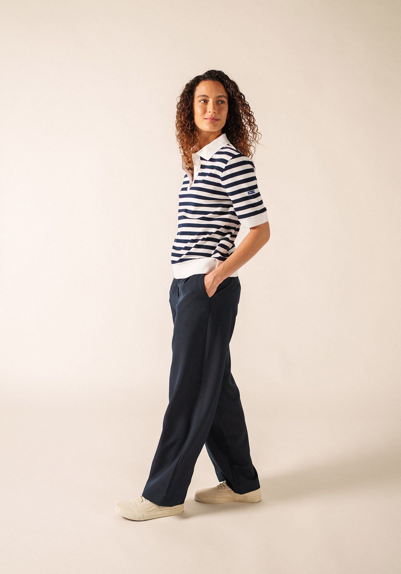 Polo Carola (BLANCO/AZUL MARINO)