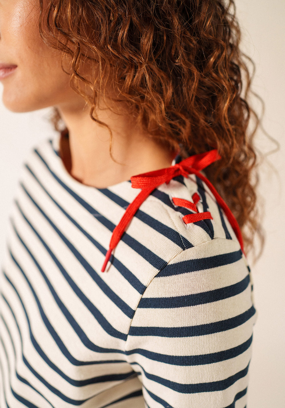 Camisa bretona Cavalaire (ECRU/MARINE/TULIPE)