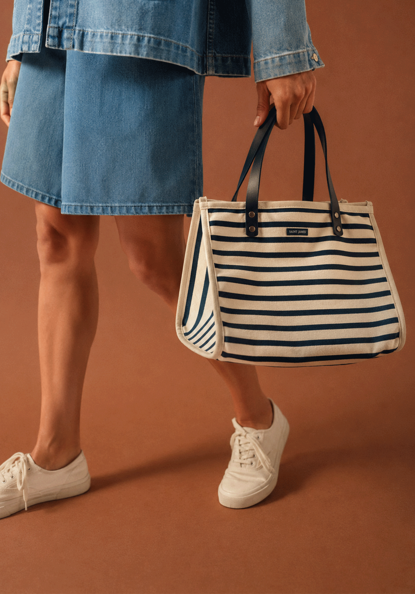 Bolso cuadrado a rayas (ECRU/MARINE/MARINE)
