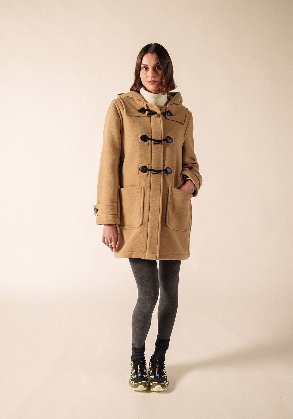 Abrigo clásico tipo duffle (BEIGE OSCURO)